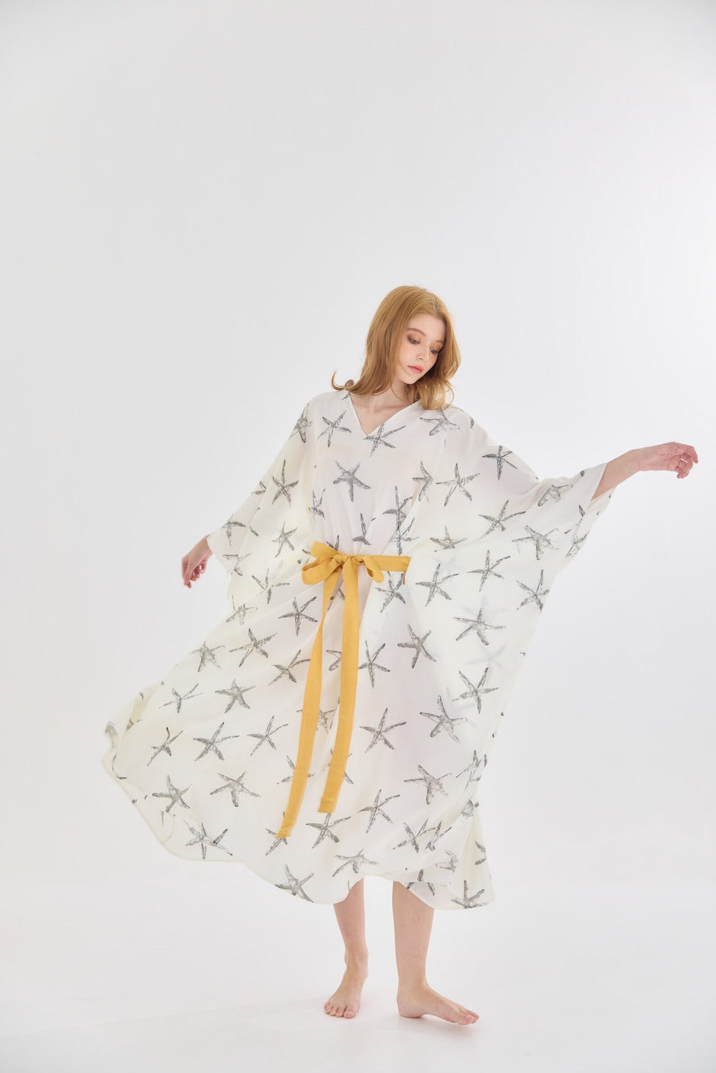 Fairy Premium Star Fish Abstract White Silk Hidden Hole for Gold Rope Kaftan Dress