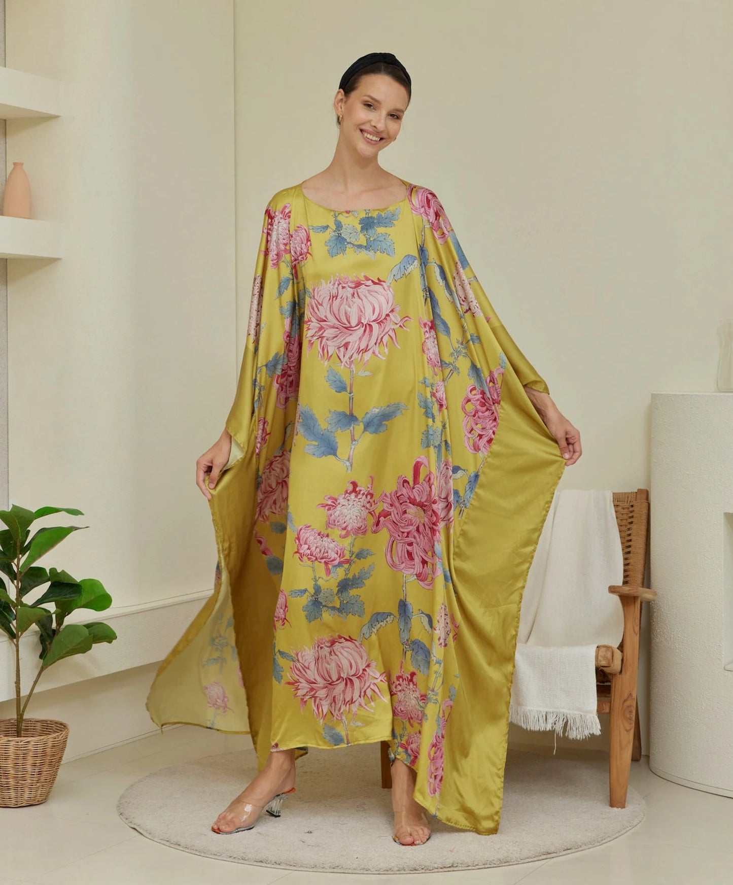 Gold Silk Chrysanthemum Japanese Kimono Floral Kaftan Oriental Silk Full Length