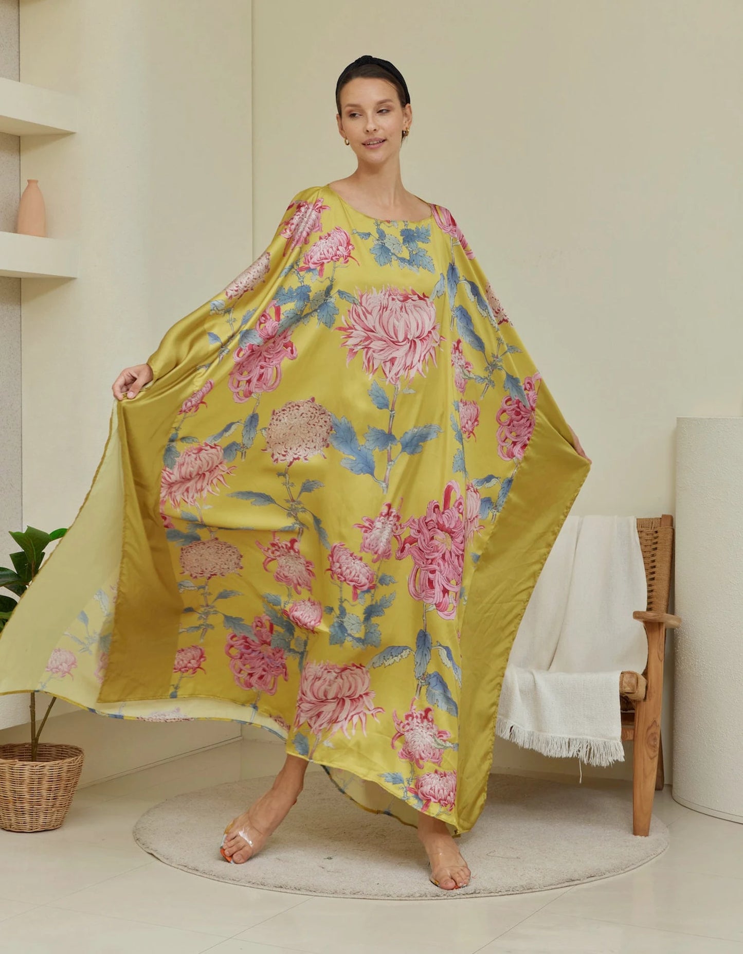 Gold Silk Chrysanthemum Japanese Kimono Floral Kaftan Oriental Silk Full Length