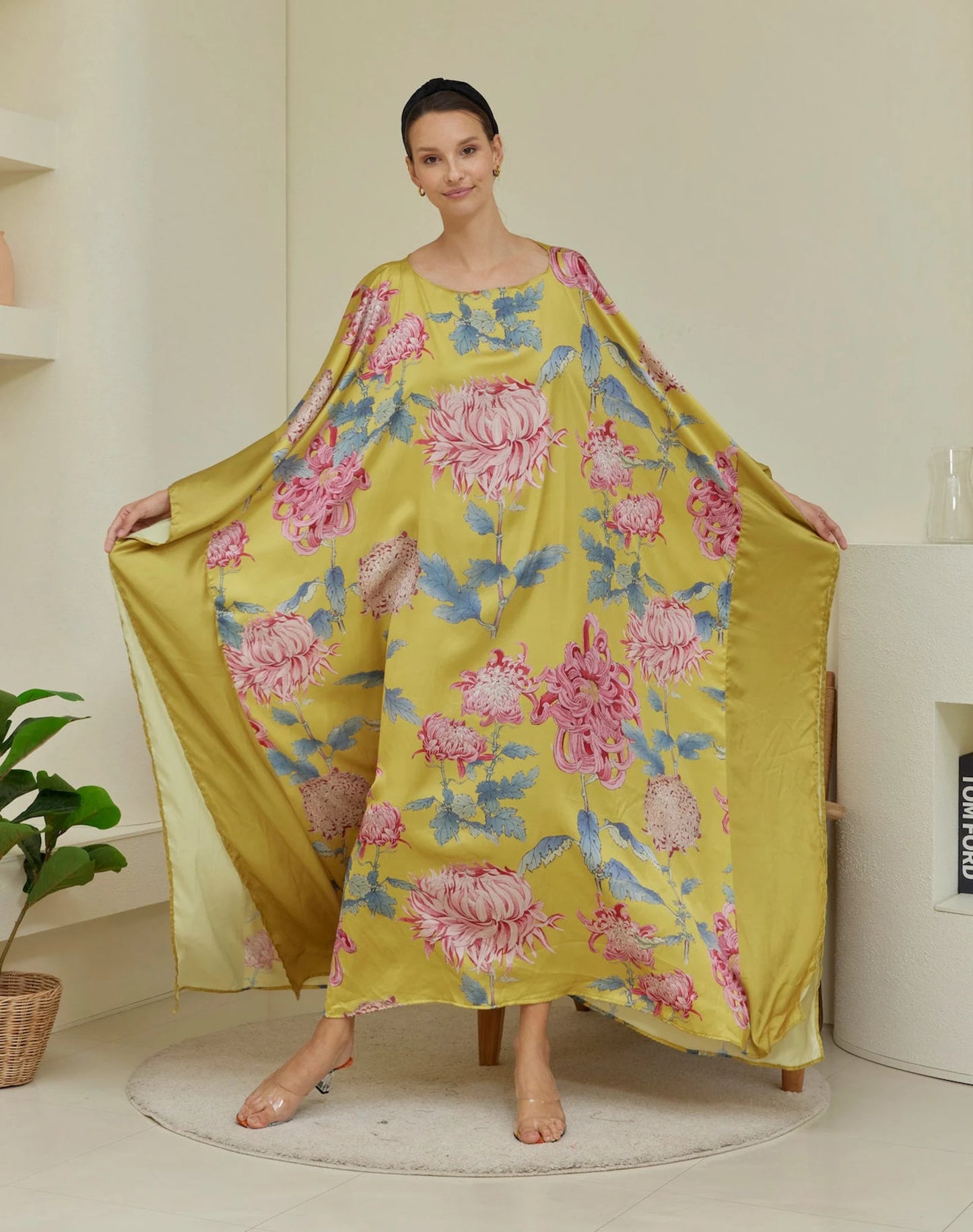 Gold Silk Chrysanthemum Japanese Kimono Floral Kaftan Oriental Silk Full Length