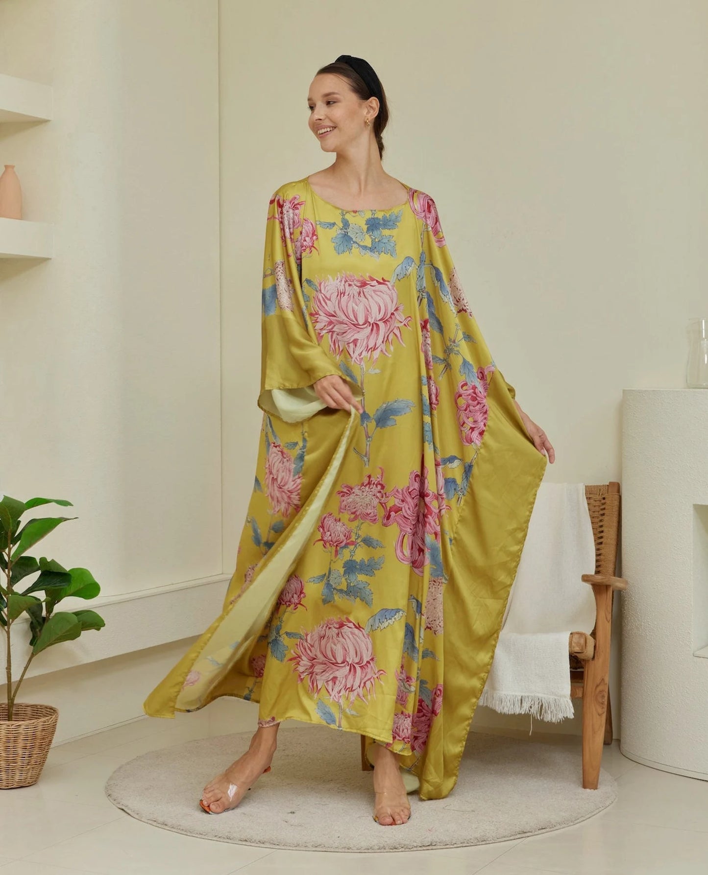 Gold Silk Chrysanthemum Japanese Kimono Floral Kaftan Oriental Silk Full Length