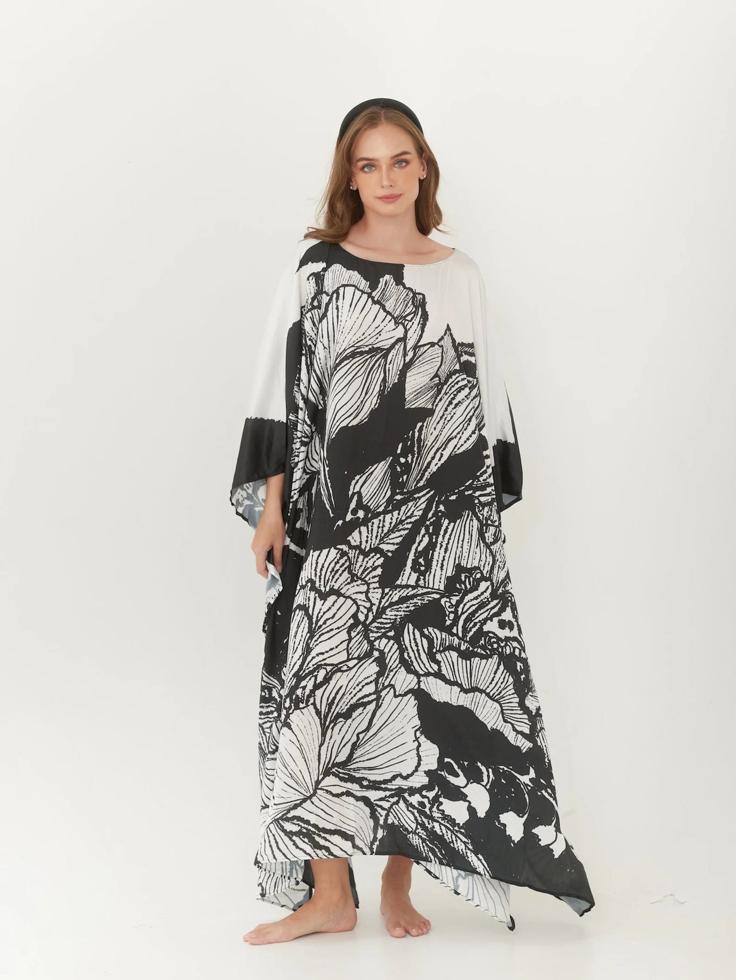 Silk Floral Kaftan Black White Abstract Full Length Beach Wear Dress