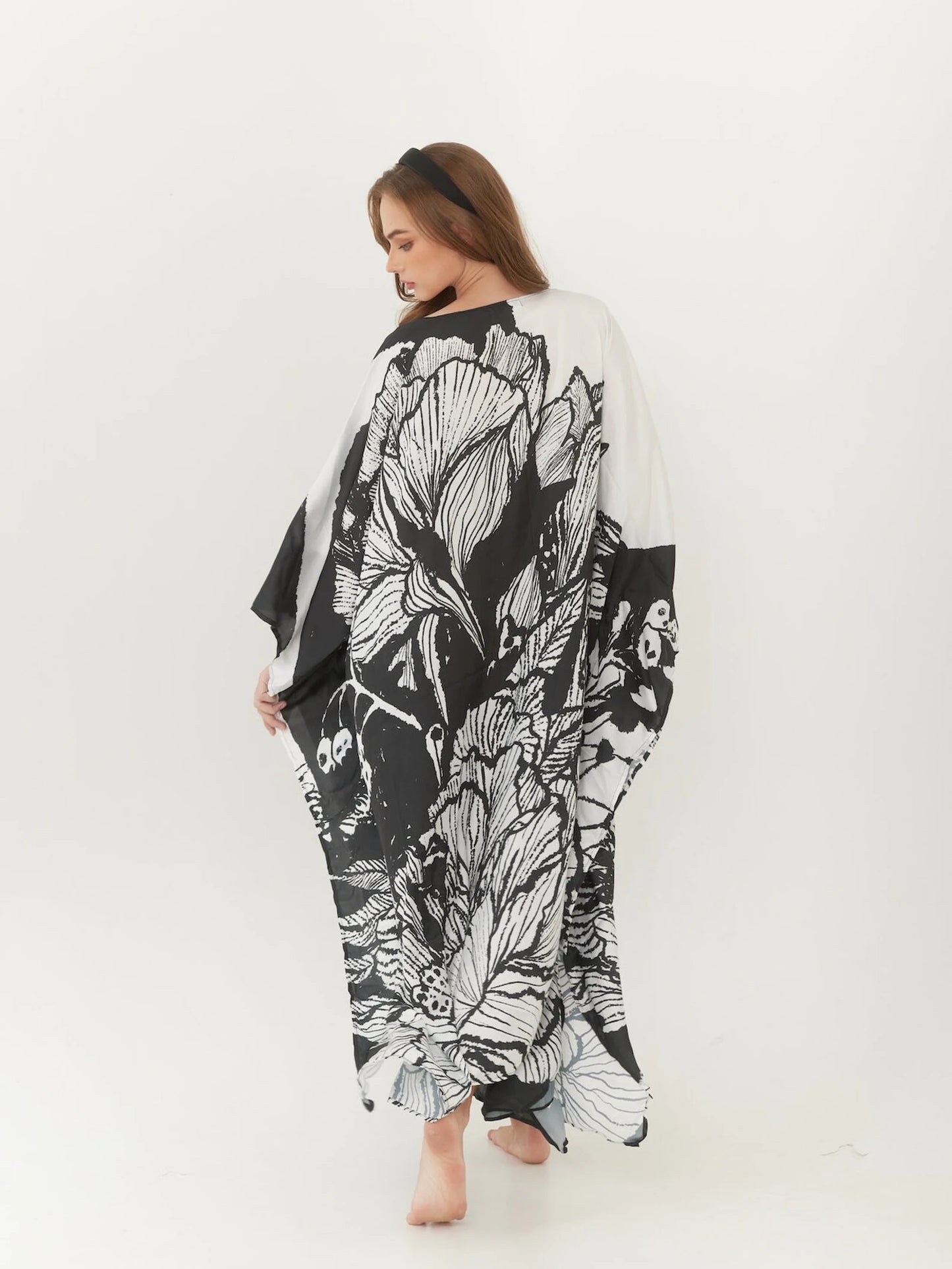 Silk Floral Kaftan Black White Abstract Full Length Beach Wear Dress