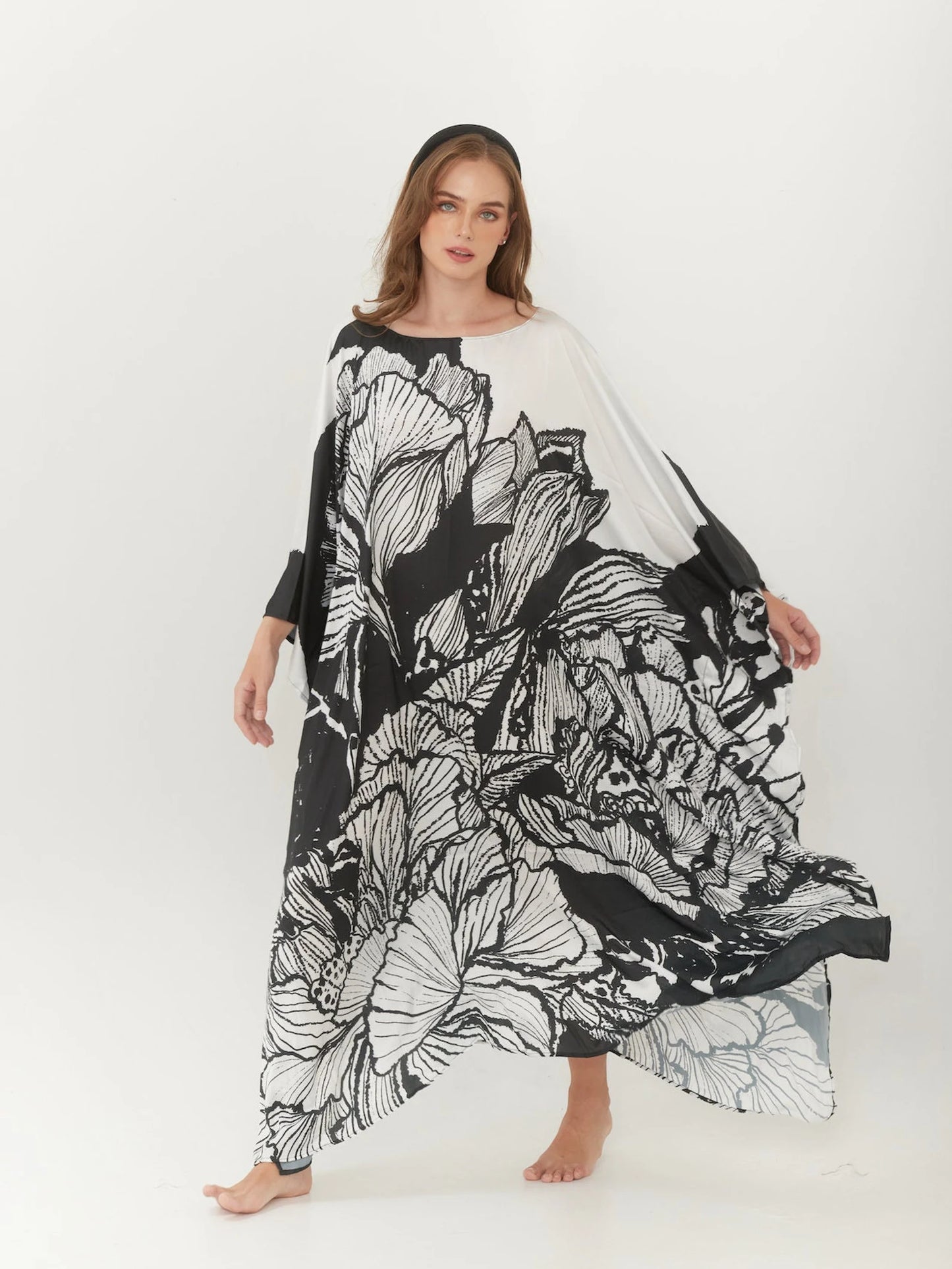 Silk Floral Kaftan Black White Abstract Full Length Beach Wear Dress